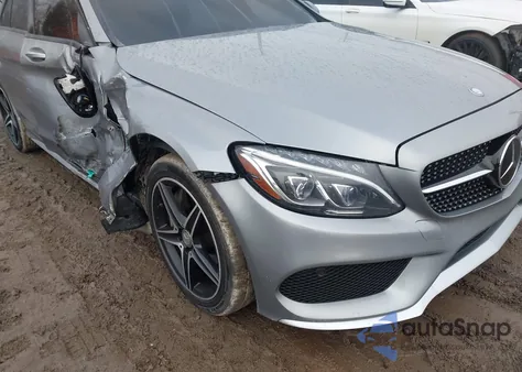 2016 Mercedes-Benz C 450 Amg 4Matic z USA, uszkodzony, nr VIN 55SWF6EB8GU132388